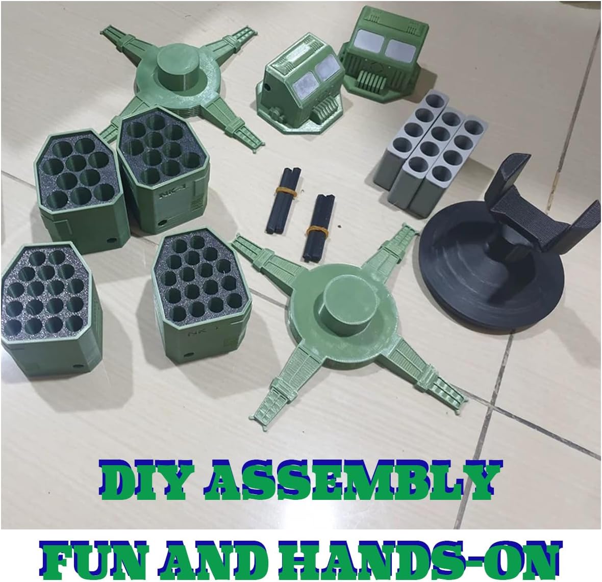 Pen Holder Desktop Organizer Battlefield Mech Model